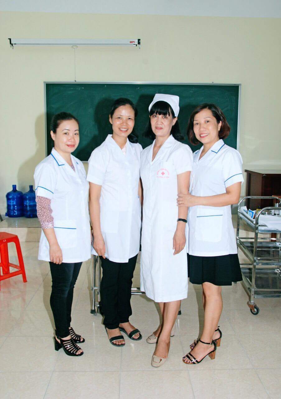 Hoàn thành khóa đào tạo “Chăm sóc sức khỏe sinh sản tại trạm y tế theo nguyên tắc Y học gia đình” cho Hộ sinh tại Trạm Y tế
